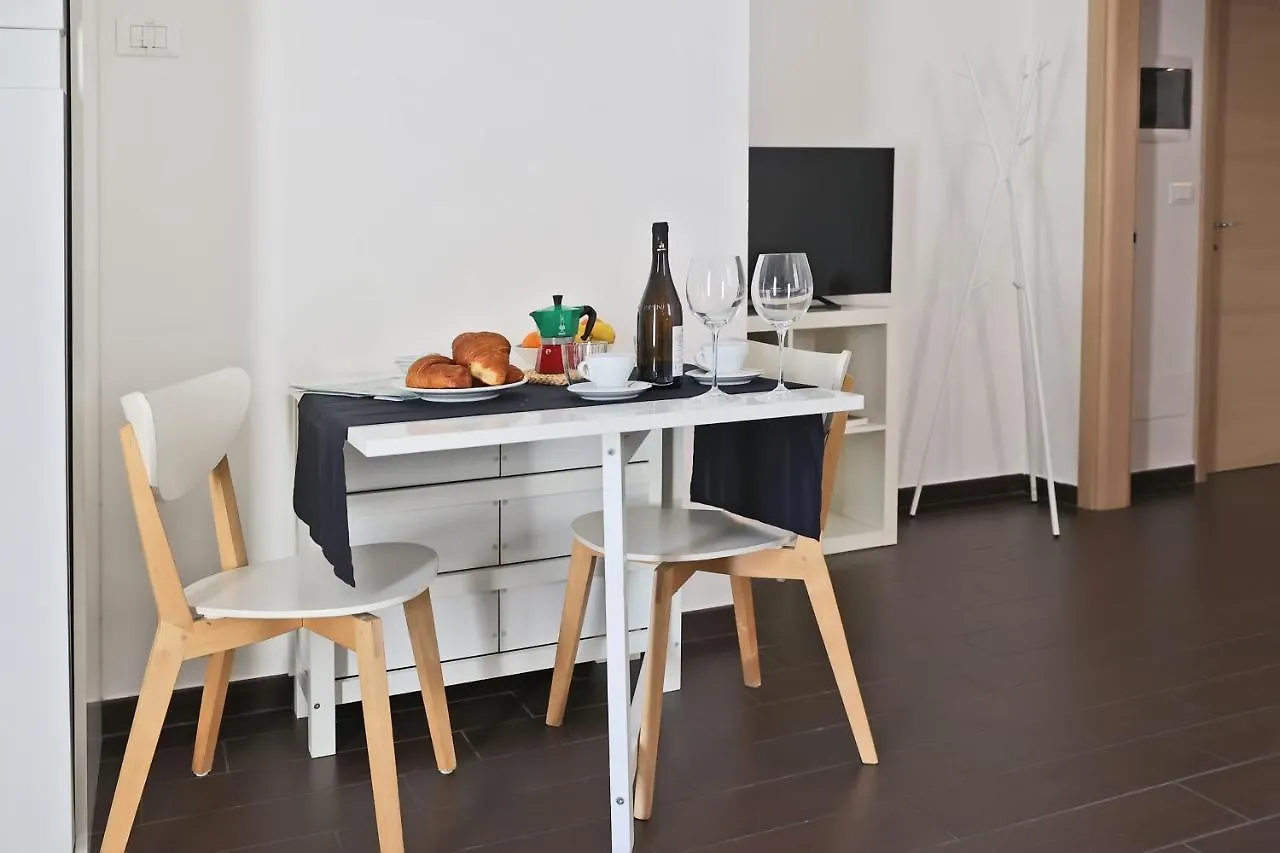 Casa Vacanze Aurora Centro Rimini 0*,