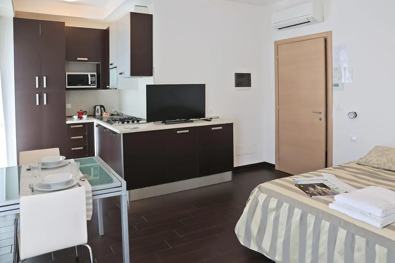 Casa Vacanze Aurora Centro Rimini 0*,  Italy