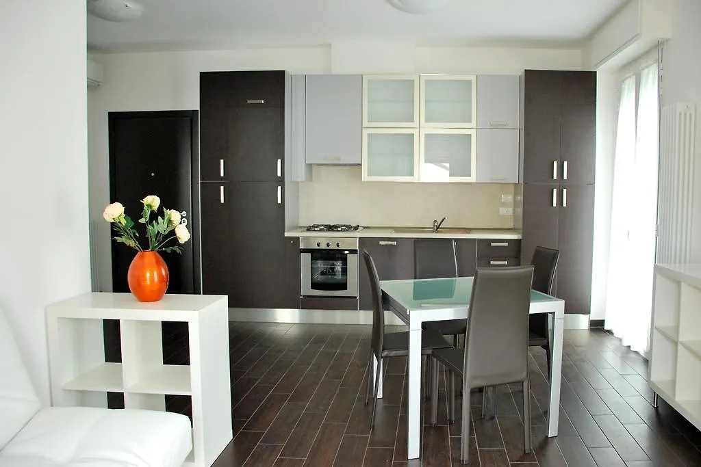 Casa Vacanze Aurora Centro Rimini 0*,